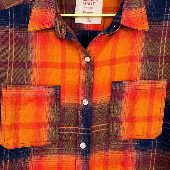 Mossimo Women's Orange/Navy Plaid Oversized Button Up - Picture 4 of 9